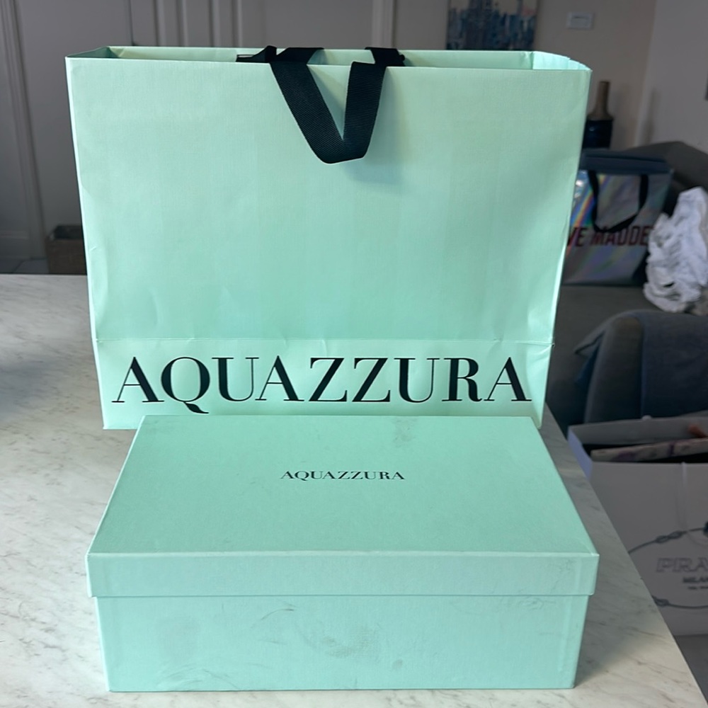 ✨💲✨💲✨Luxury Designer Bags and Boxes for Sale!
AQUAZZURA 🪴SHOE BOXXX FOR SALE